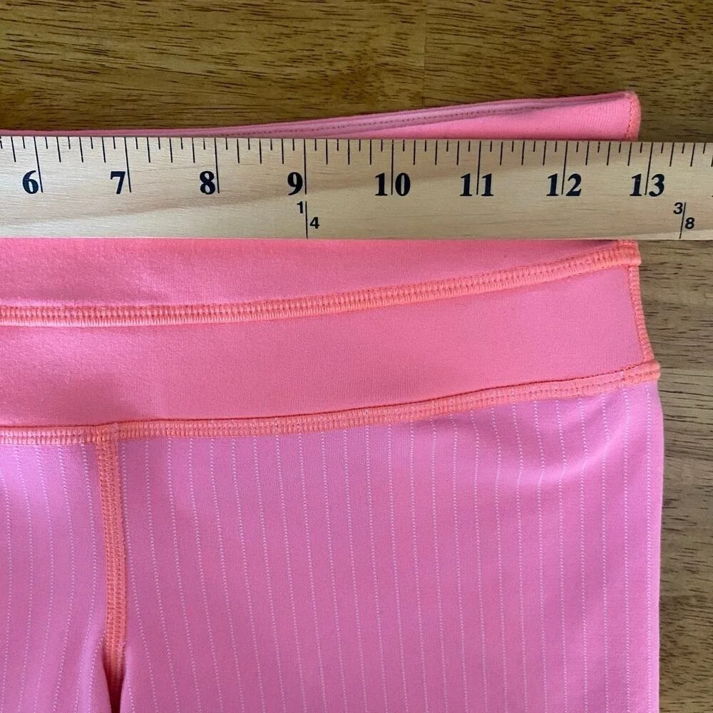 Lululemon Reverse Groove Bike Short Women's 4 Tall Coral Stripe Athletic Stretch
